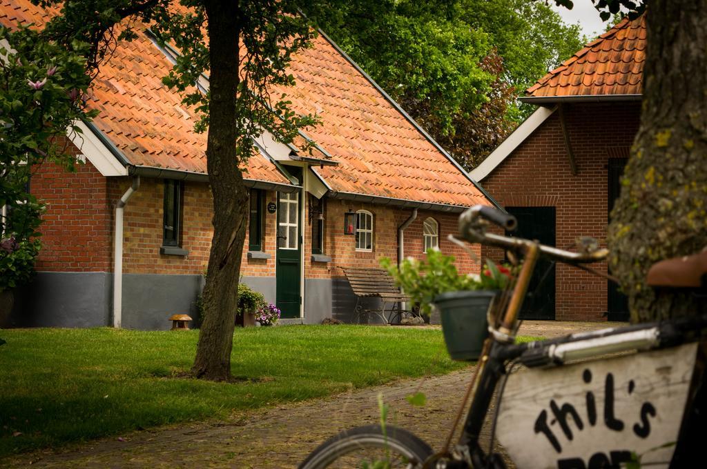 Thil'S Bed And Breakfast Ambt Delden Exteriör bild