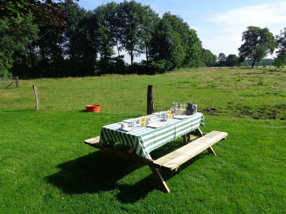 Thil'S Bed And Breakfast Ambt Delden Exteriör bild