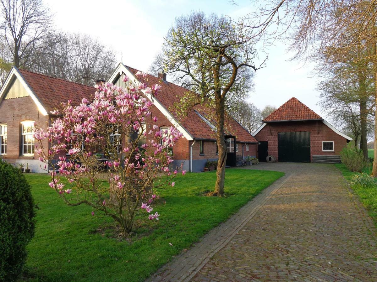 Thil'S Bed And Breakfast Ambt Delden Exteriör bild